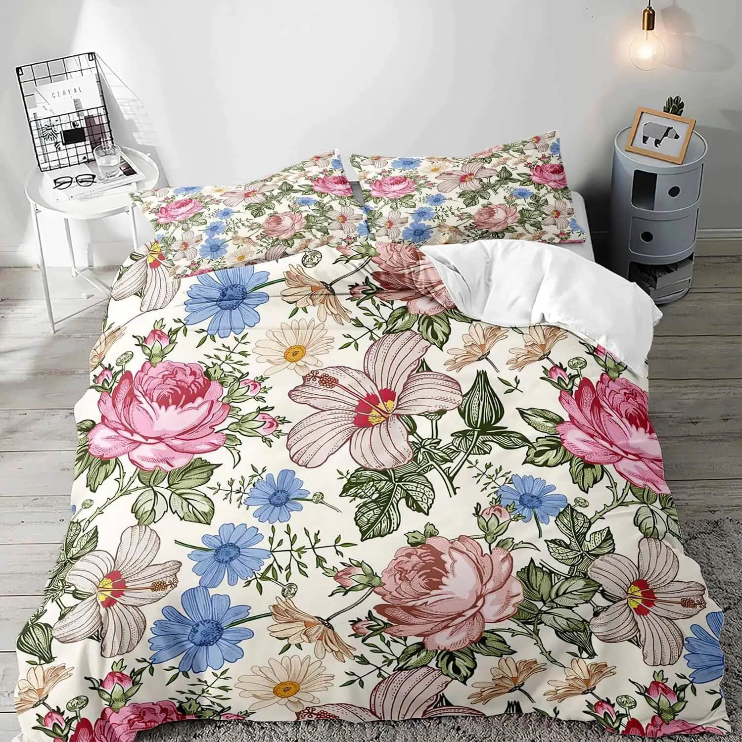 Floral patterned bedding set for girl bedroom decor