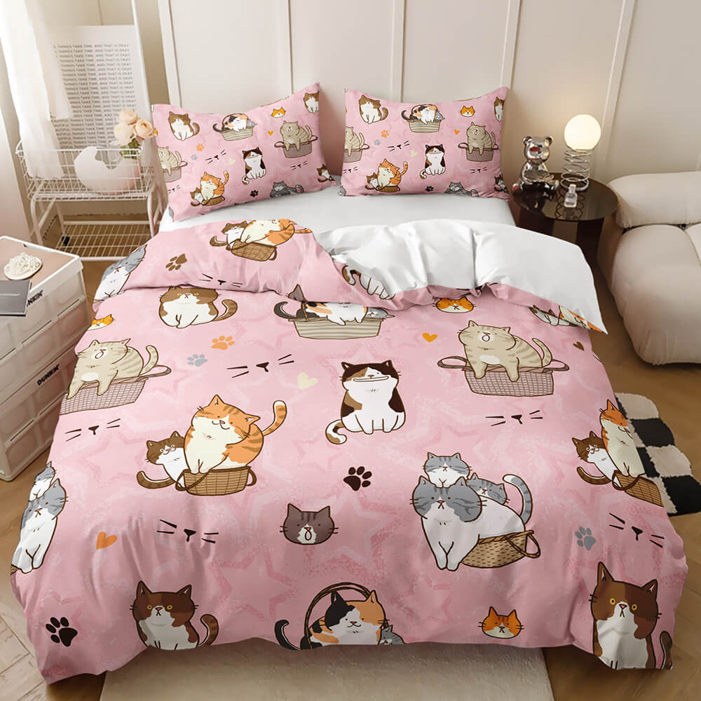 Cartoon cat animal friends bedding for a colourful kids bedroom