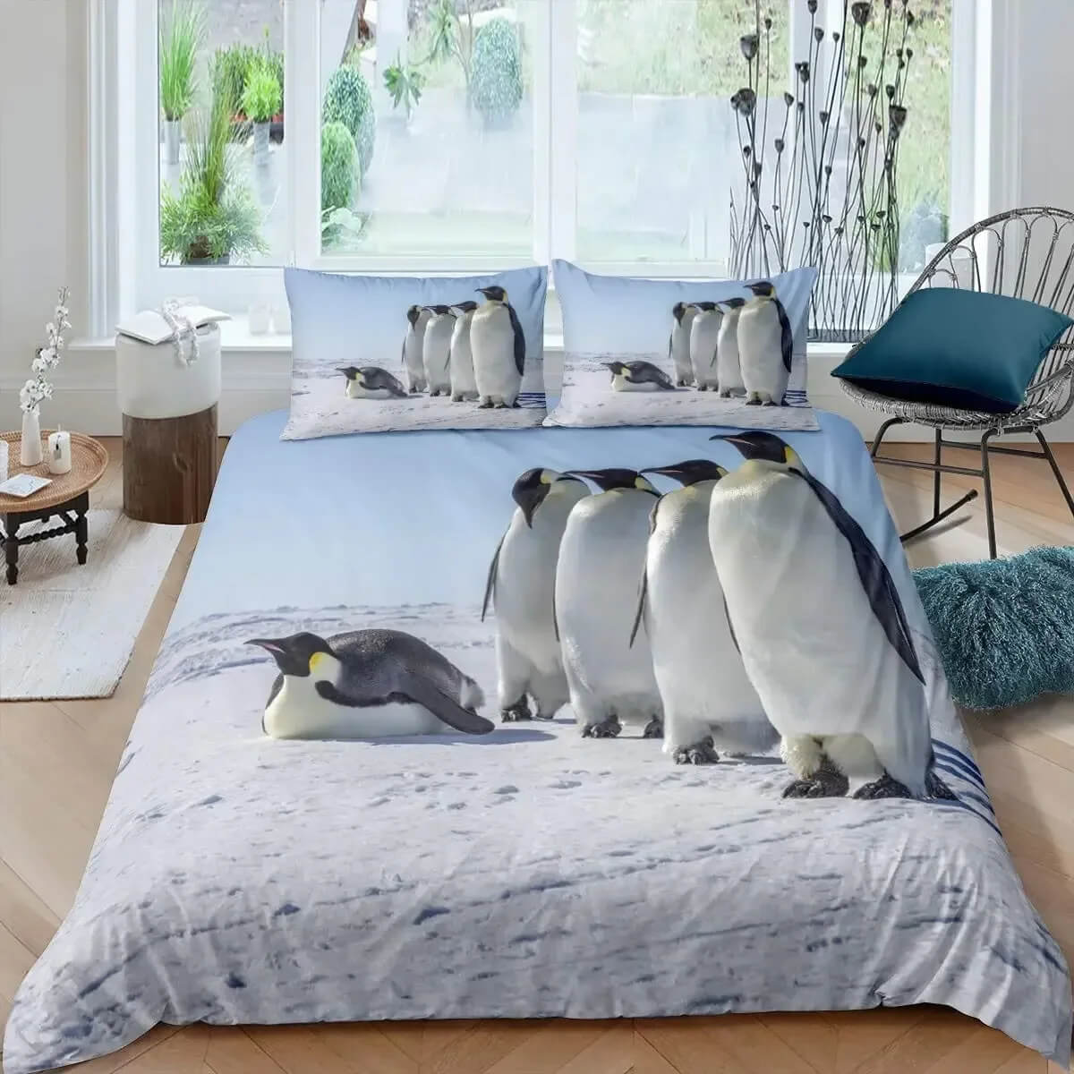 Snow animal bedding cute penguin