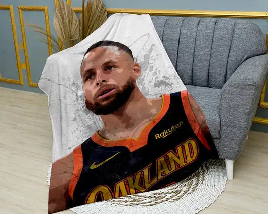 Stephen Curry splash effect flannel blanket featuring dynamic NBA player graphics, ultra-soft warm fabric, and vibrant basketball design perfect for fans’ bedding, sofa throw, or gift idea