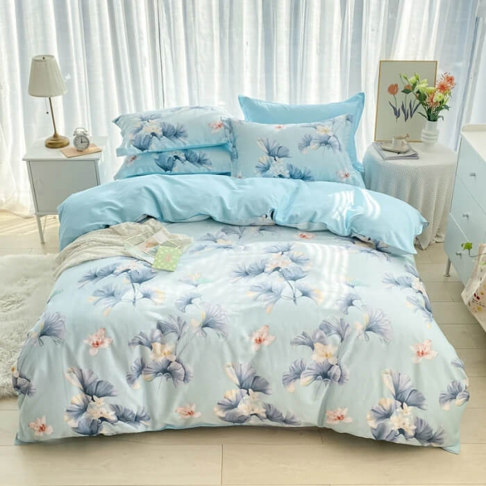 Blue floral duvet cover set
