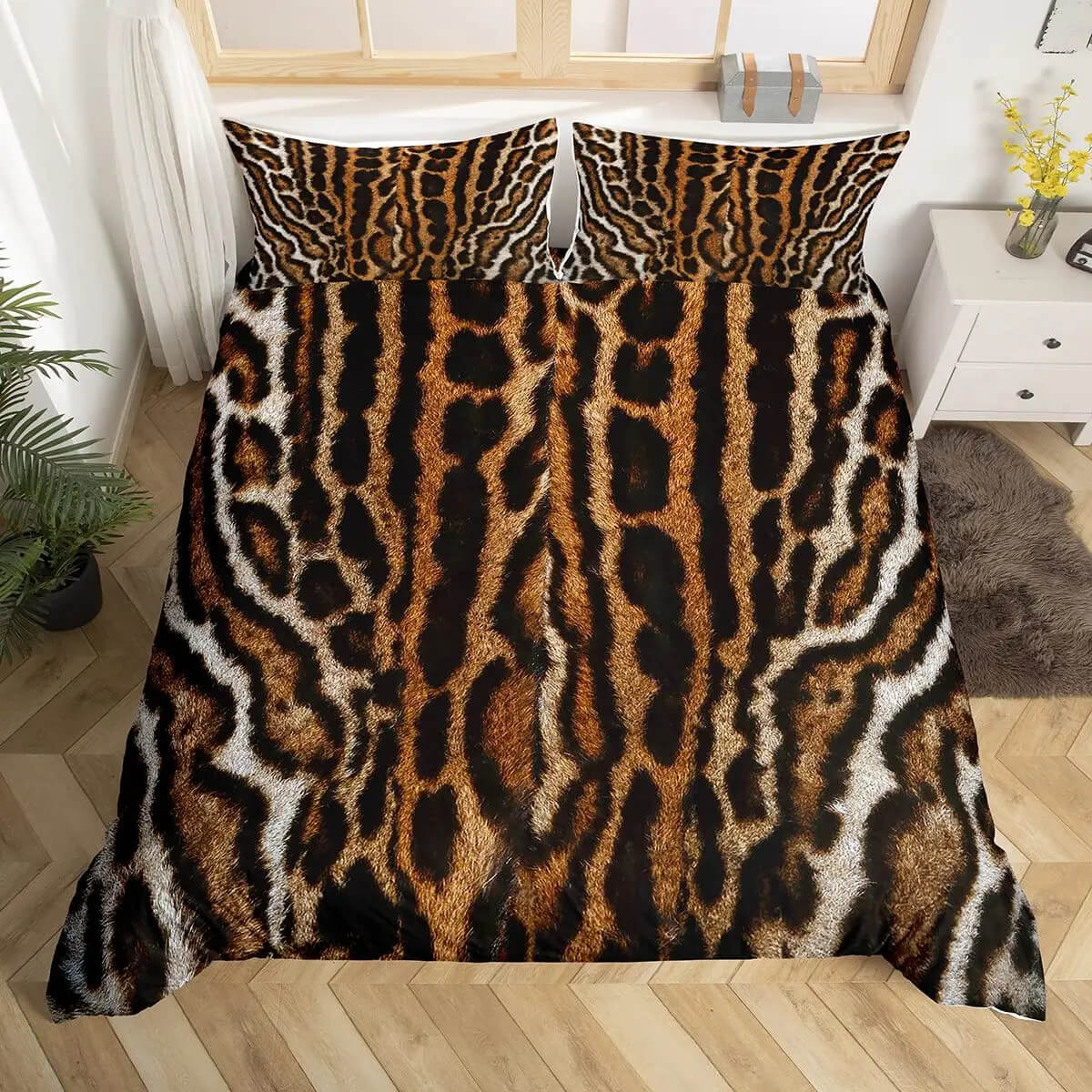 Stylish leopard print bedding for teen bedroom