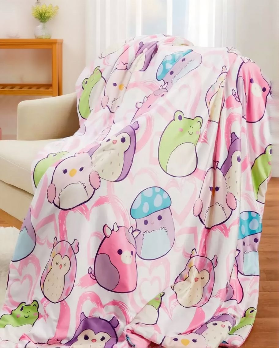 Squishmallows Kids plush blanket