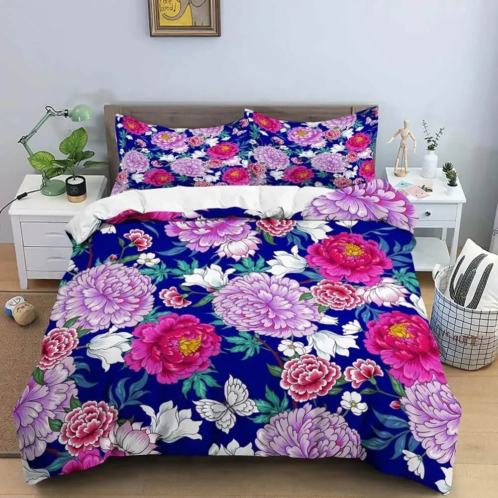 Nature-inspired floral print bedding collection