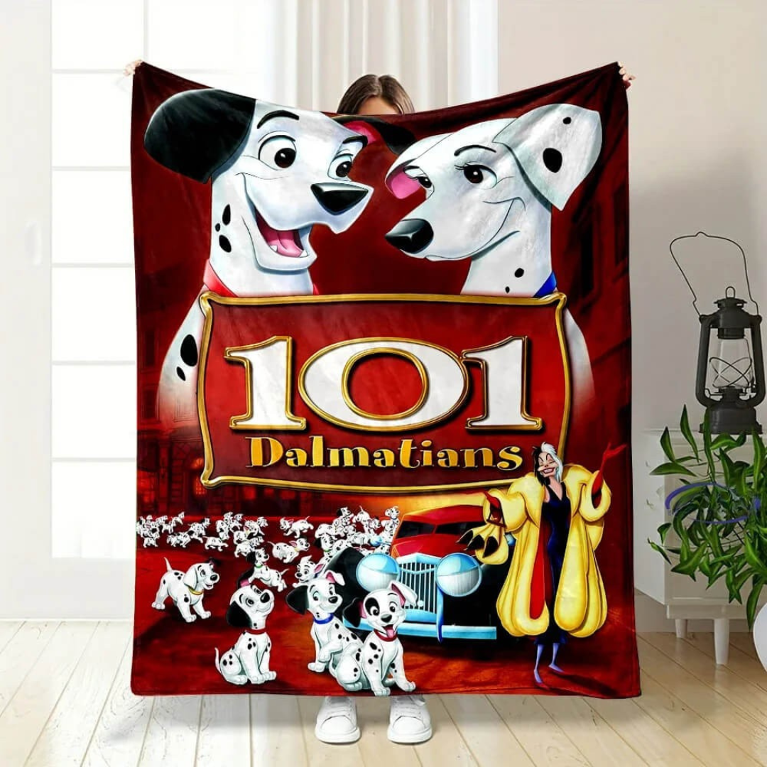 Lightweight Disney dog print throw blanket for all seasons