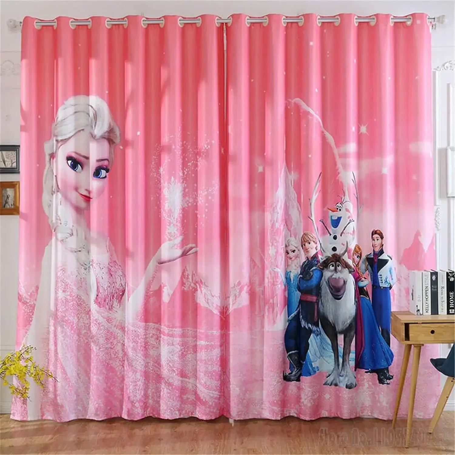 Frozen themed curtain