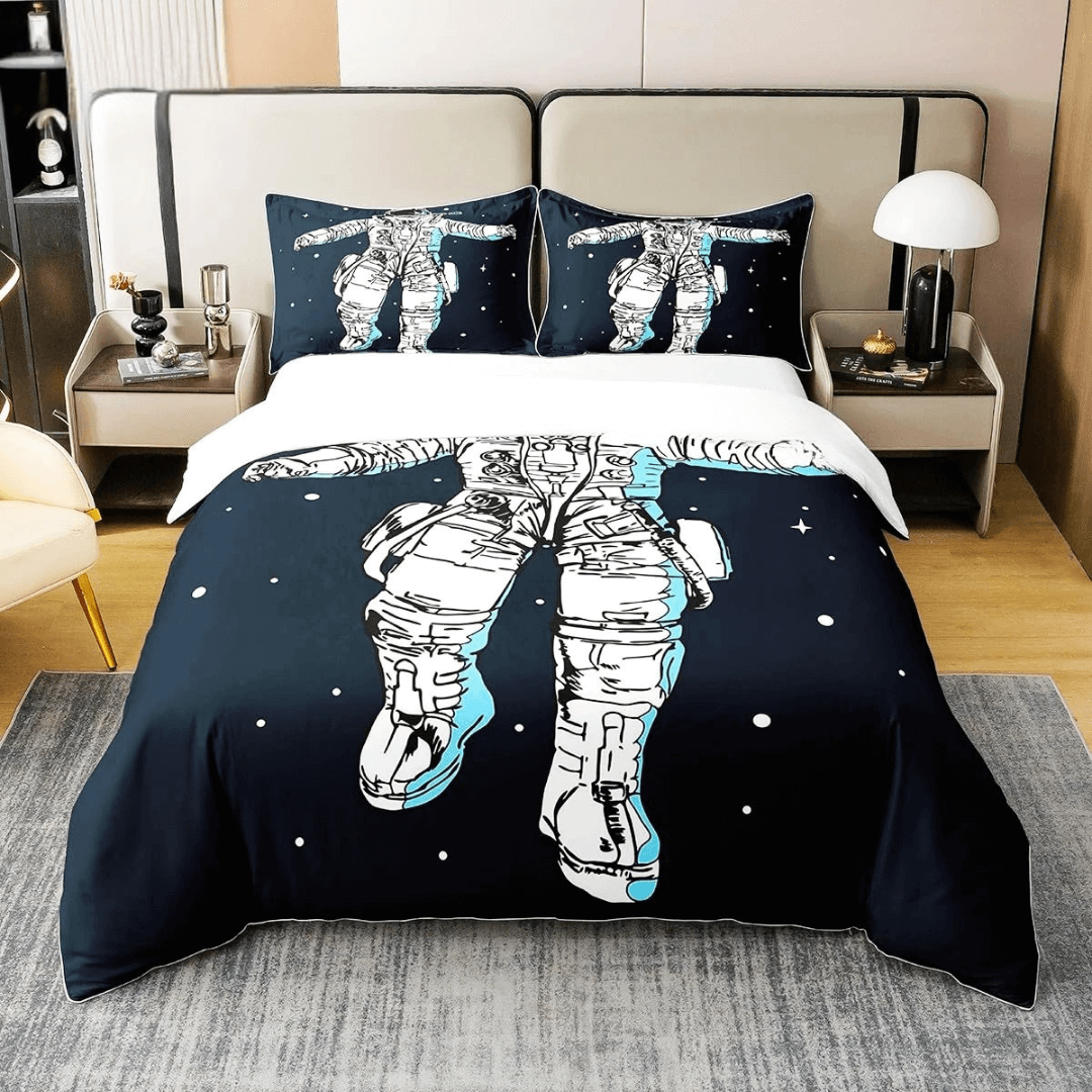 Astronaut themed bedding set for kids room
