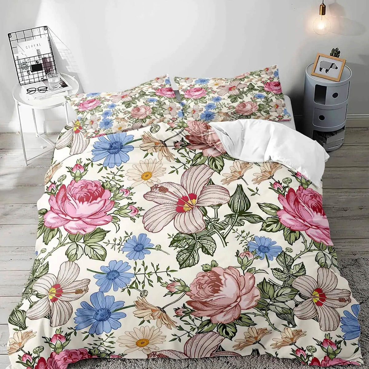 Floral patterned bedding set for girl bedroom decor
