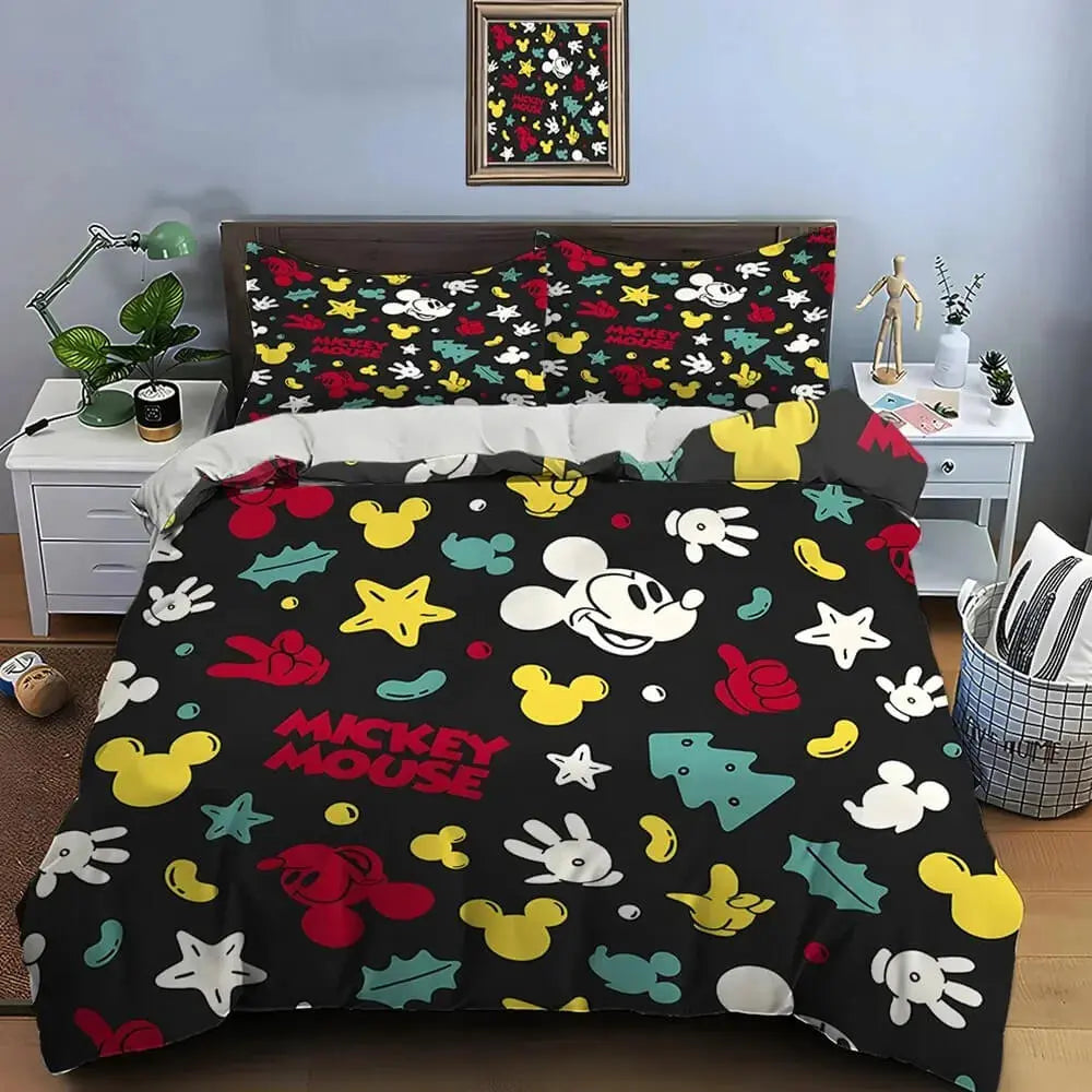 Soft and breathable Mickey Mouse duvet cover for kids