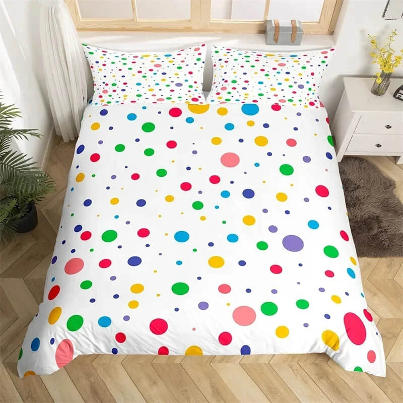 Colorful bedding set for teen girls room