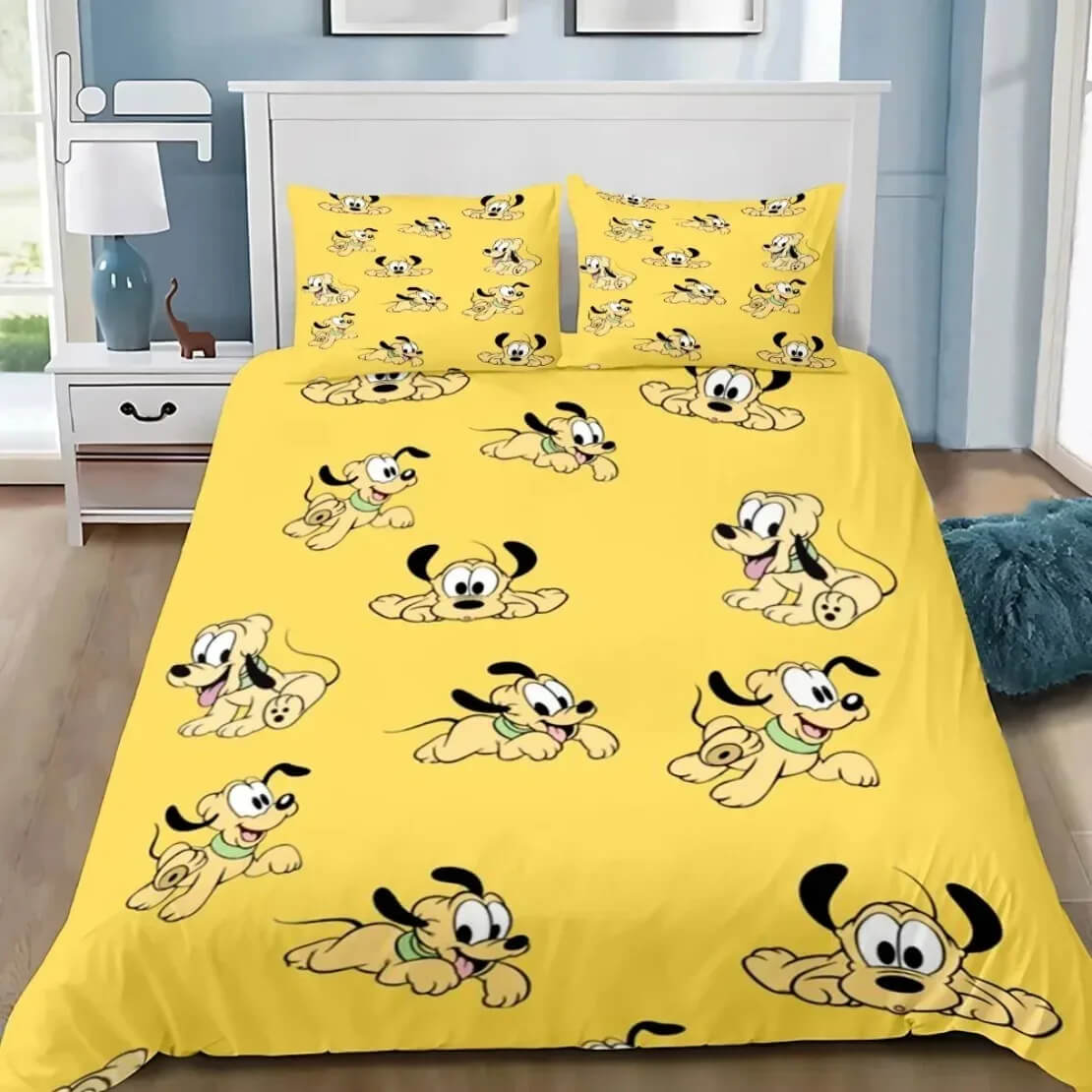 Goofy Pluto cartoon bedding set with soft duvet cover and matching pillowcases
