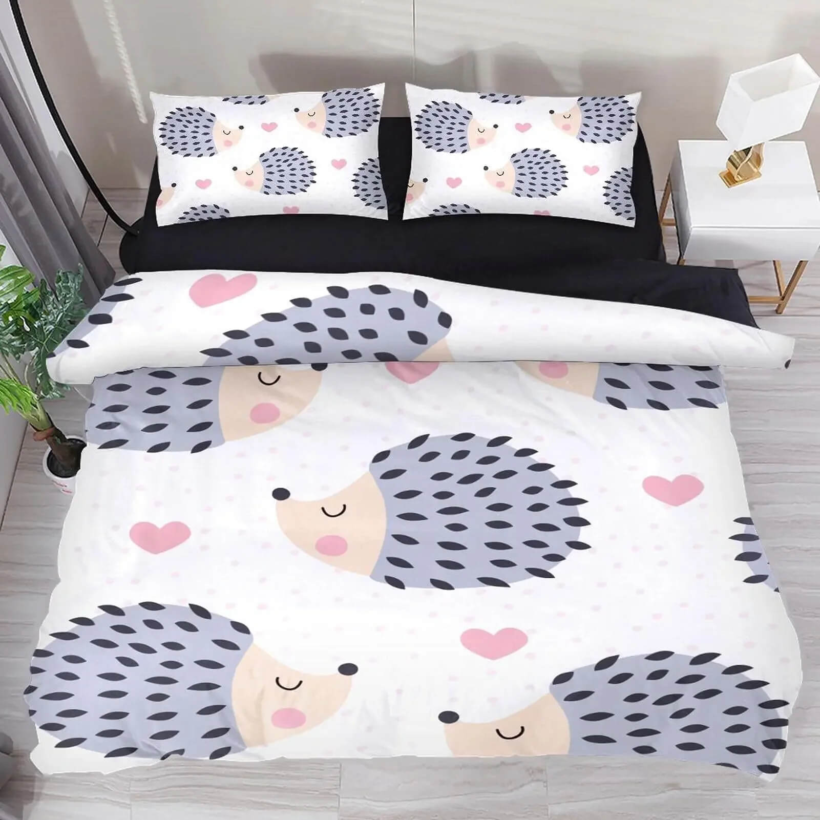 Cartoon Hedgehog Bedding Set with Fall Leaf Print
