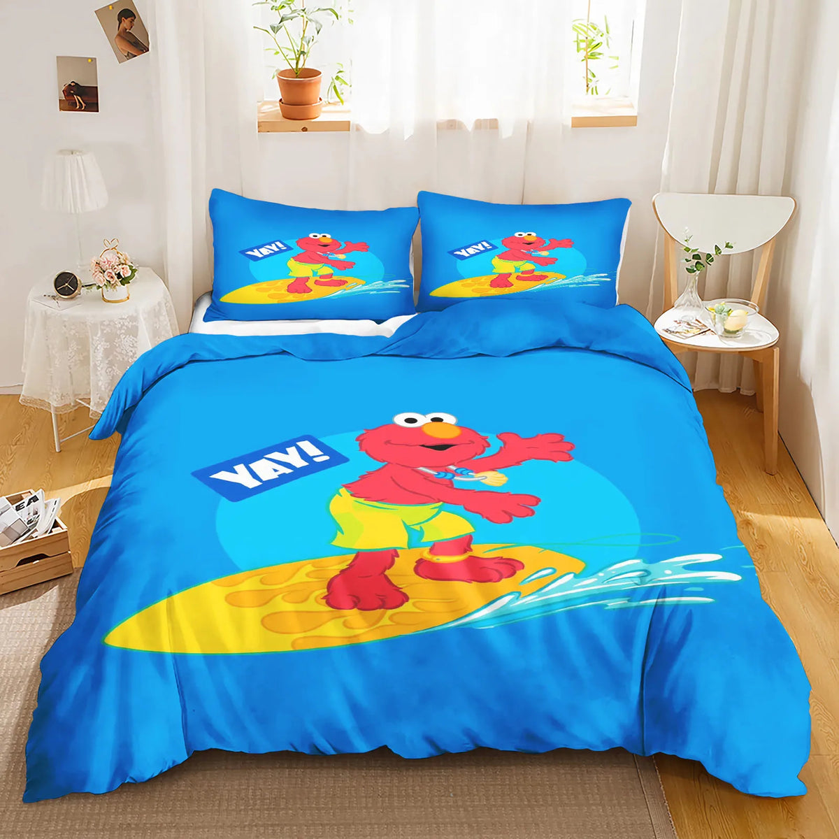 Elmo enjoying on beach quilt cover
