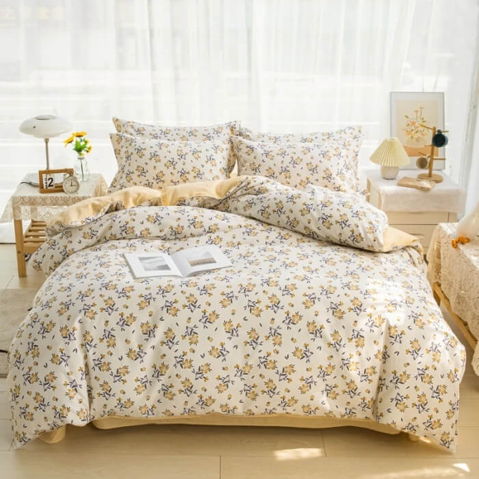 Floral duvet cover girls bedroom