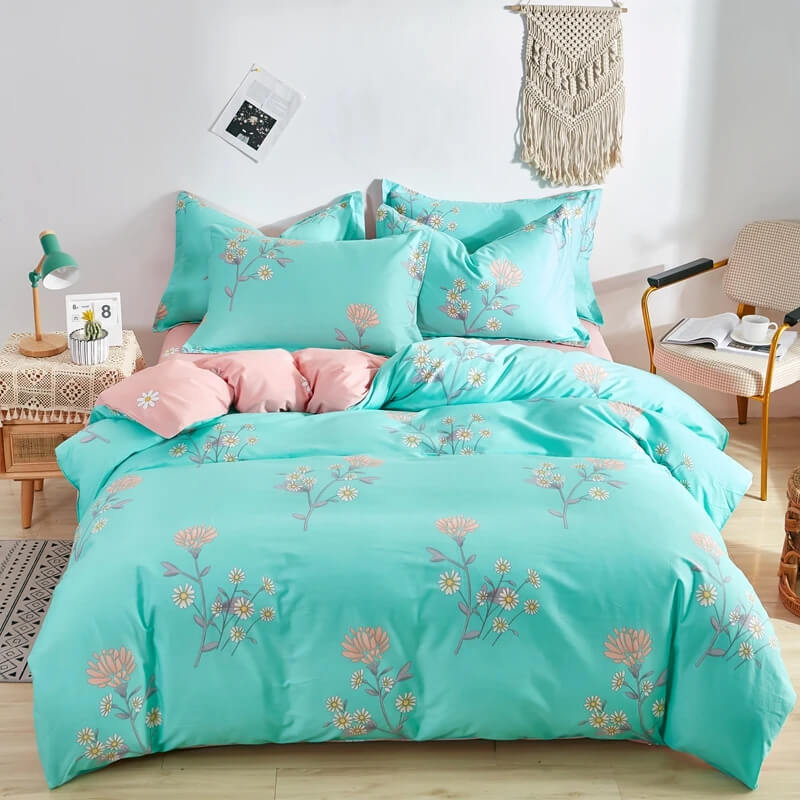 Turquoise floral doona cover for girls room nakeover