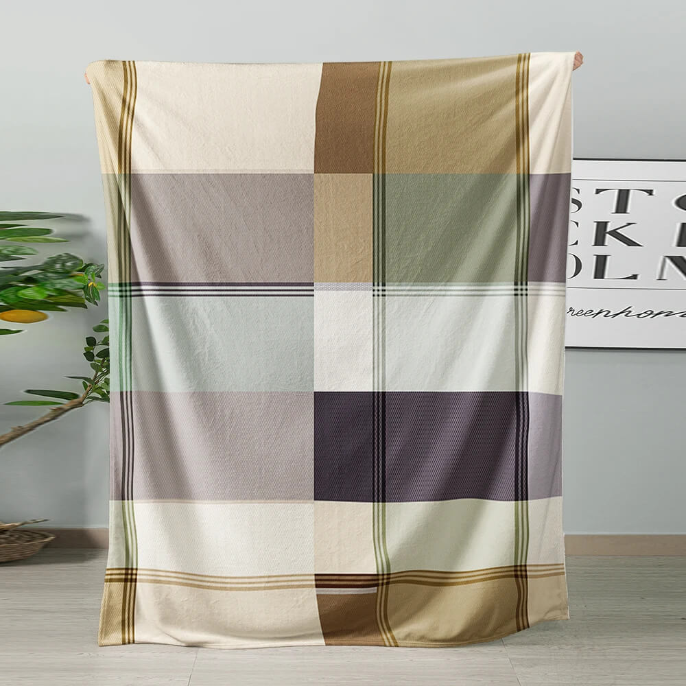 Modern check patterned flannel blanket for sofa decor