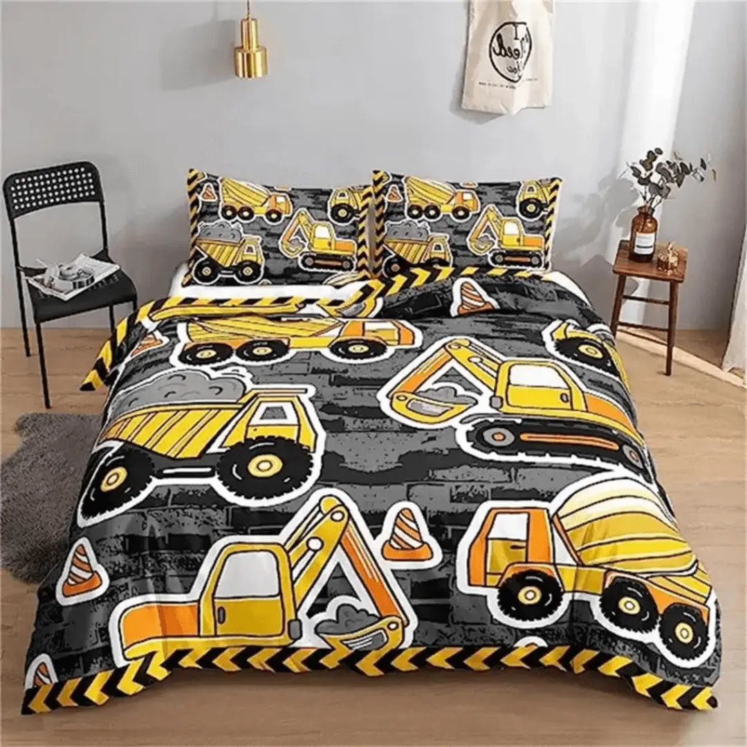 Toddler quilt cover featuring cartoon construction vehicles and trucks