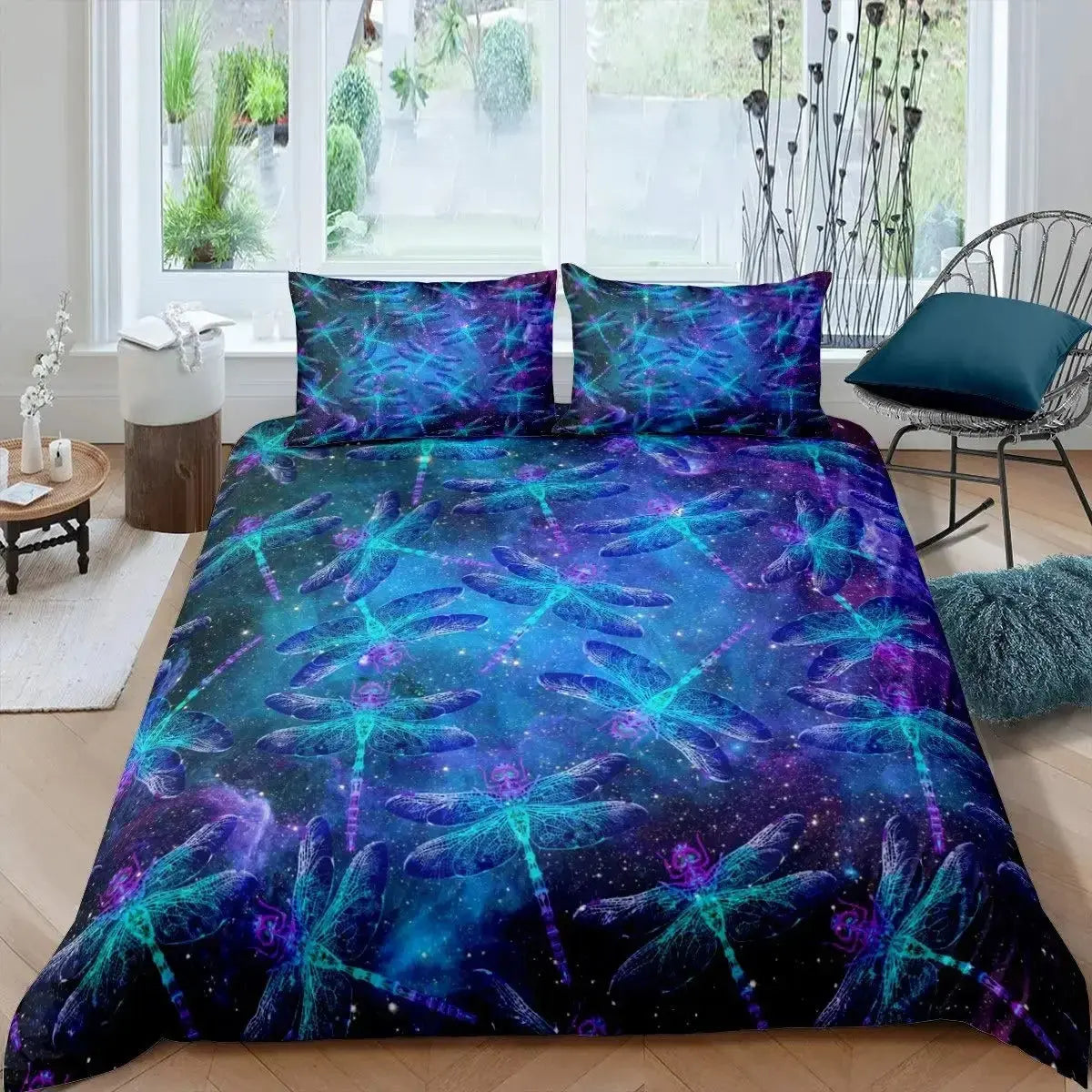Mandala paisley dragonfly polyester quilt cover on king size bed
