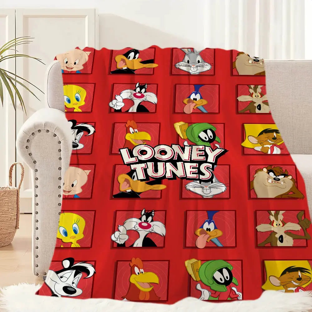 Looney Tunes Cartoon Throw Blanket
