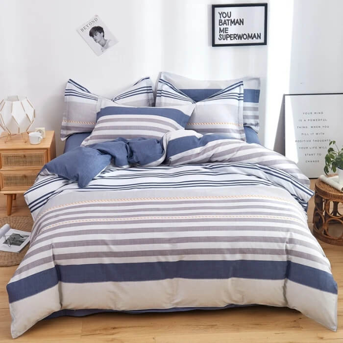 Minimalist dark blue bedding set