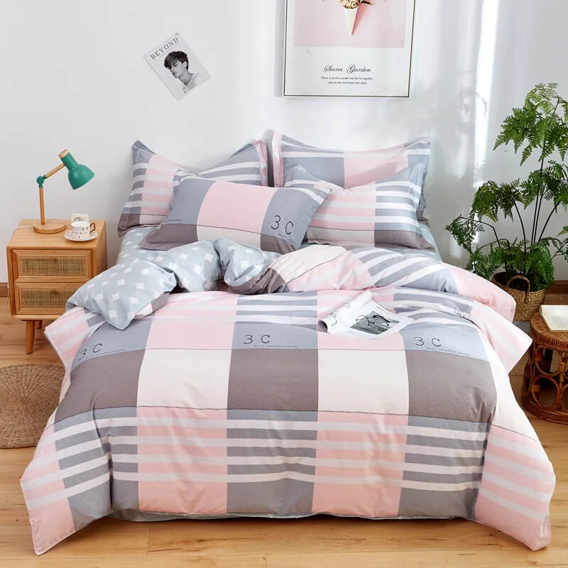 Checkered pink and gray quilt cover for bedroom decor