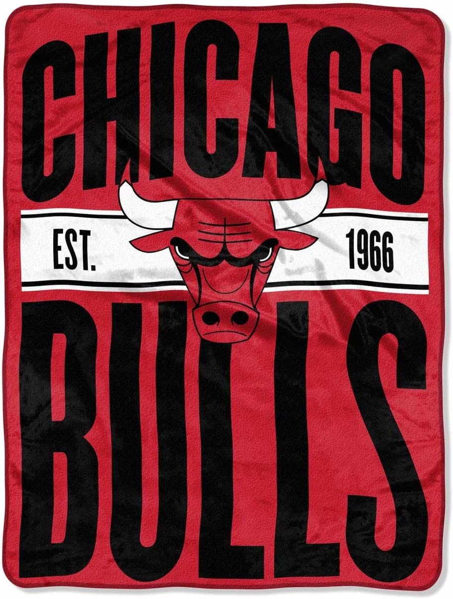Chicago Bulls and Lakers print flannel blanket
