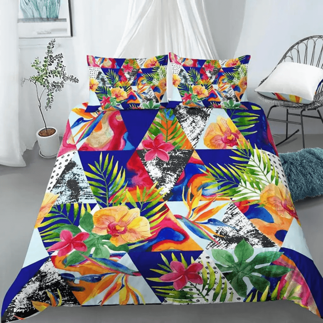 Lightweight microfiber duvet cover with exotic birds