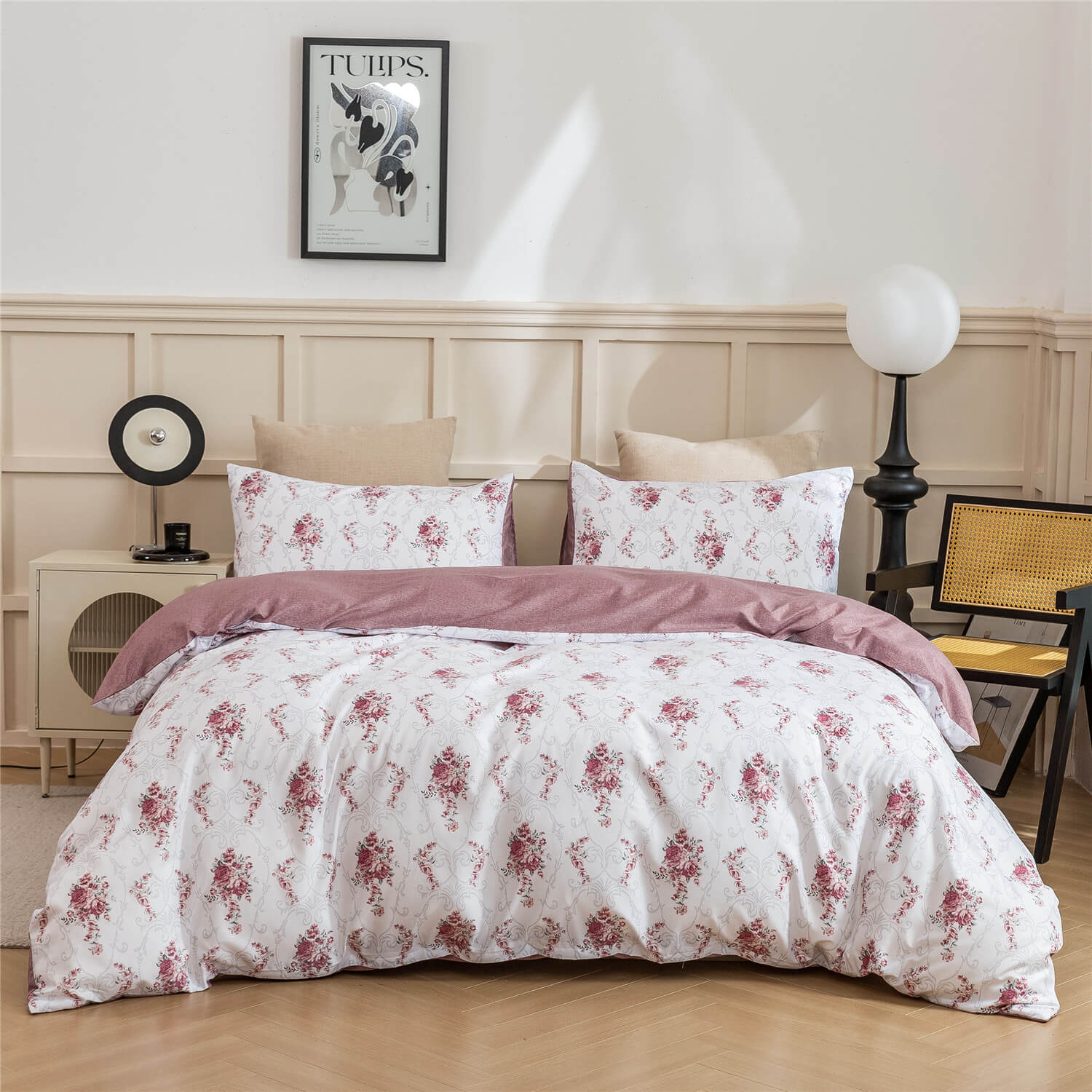Romantic vintage floral bedding