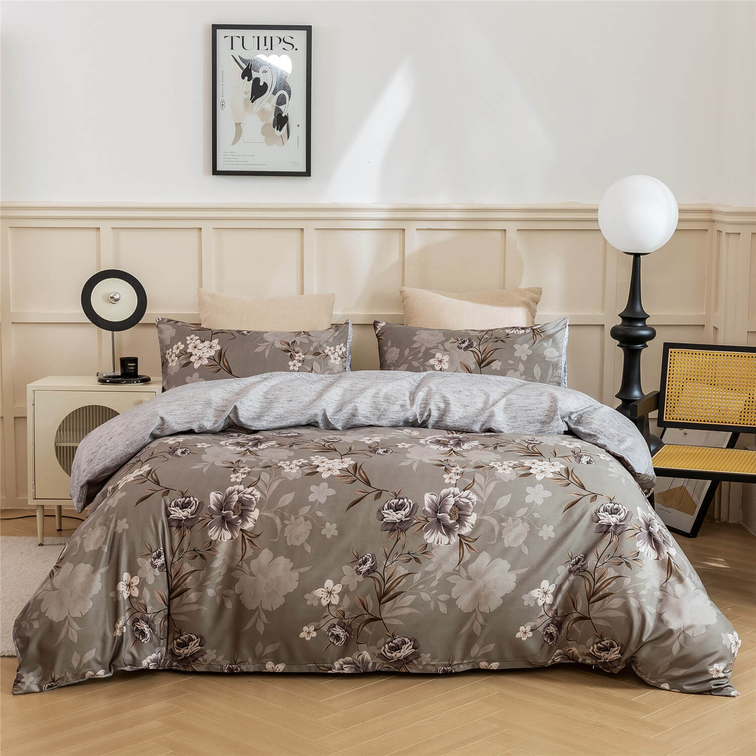 Floral aesthetic duvet cover