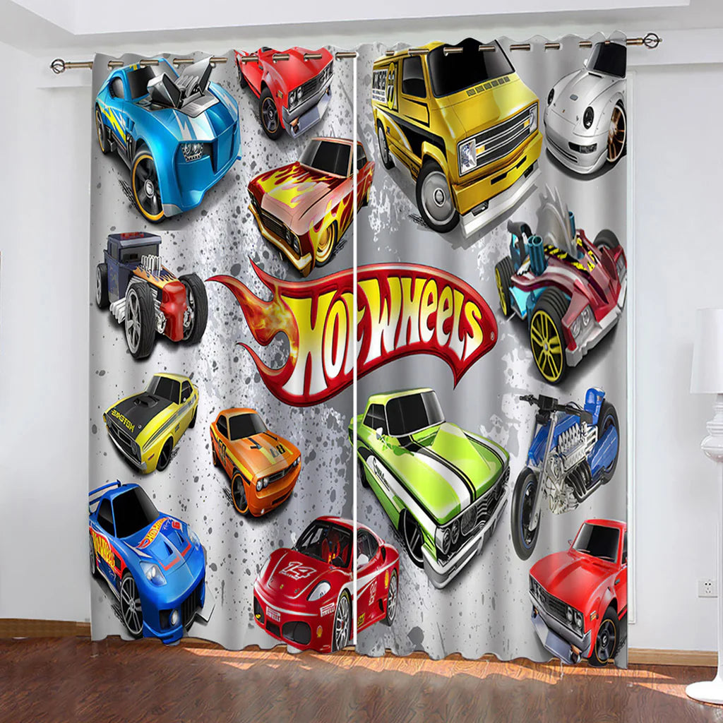 Car model Hot Wheels blackout window drapes as fun kids bedroom décor.