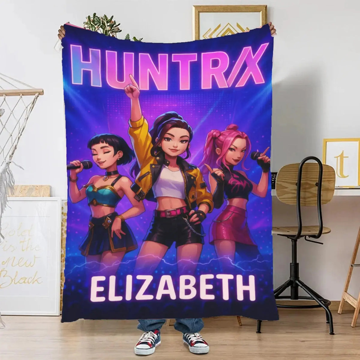 Cozy Kpop Demon Hunters anime throw blanket, perfect soft gift for teen girls.