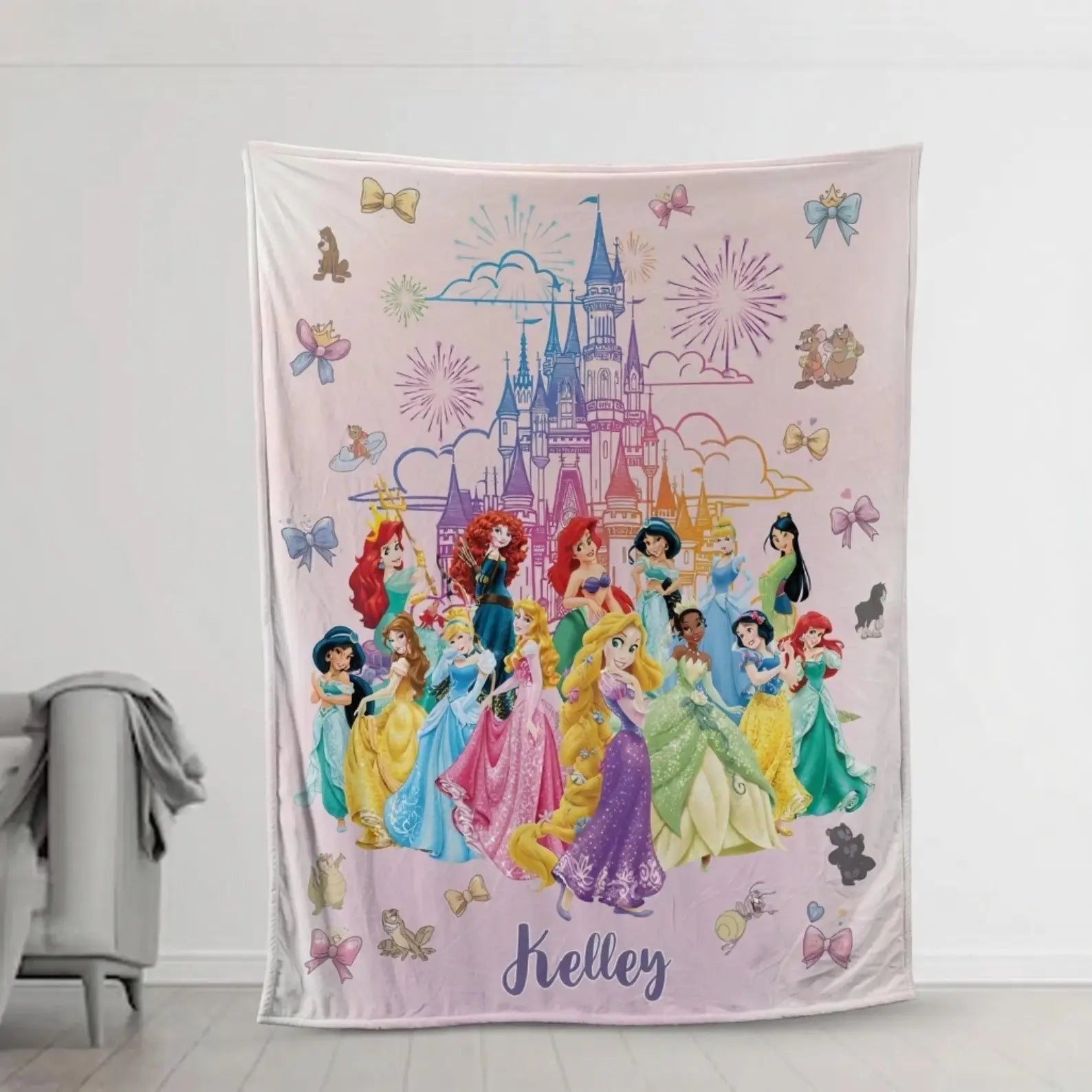 Personalized Disney Princess kids blanket with custom name, soft and cozy throw for toddlers and children’s bedroom décor and gift